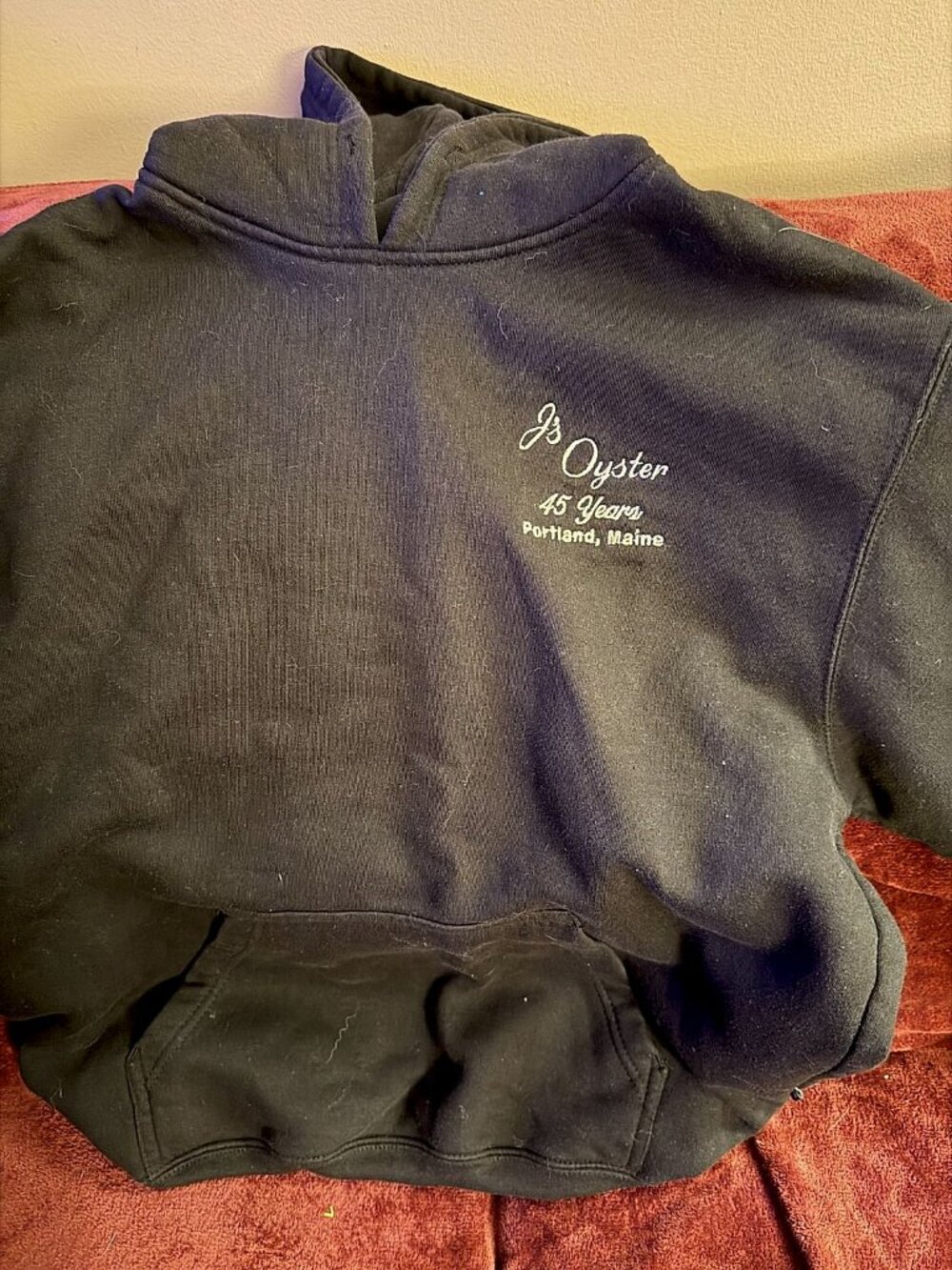 J's Oyster 45 Years Portland Maine Embroidered Hoodie Sweatshirt Good Condition